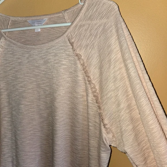 Lauren Conrad Light Pink Ruffle Accent Top, M (PTP=21.5") - Picture 3 of 5